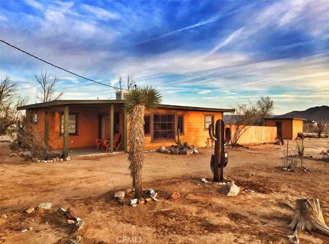 59911 La Brisa Drive, Yucca Valley, California 92284