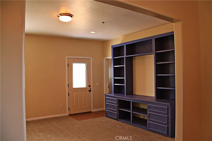 9364 Serra Street, Phelan, California 92371