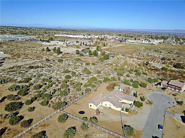9364 Serra Street, Phelan, California 92371