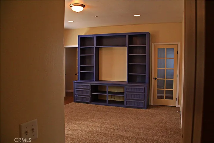 9364 Serra Street, Phelan, California 92371