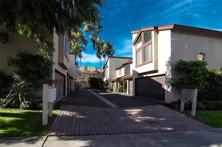 17131 Green Lane, Huntington Beach, California 92649