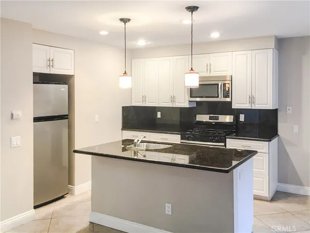 17131 Green Lane, Huntington Beach, California 92649