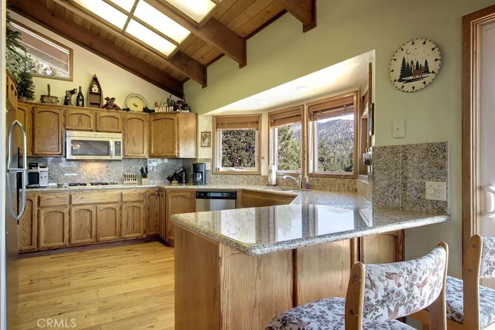 43847 Canyon Crest Drive, Big Bear, California 92315