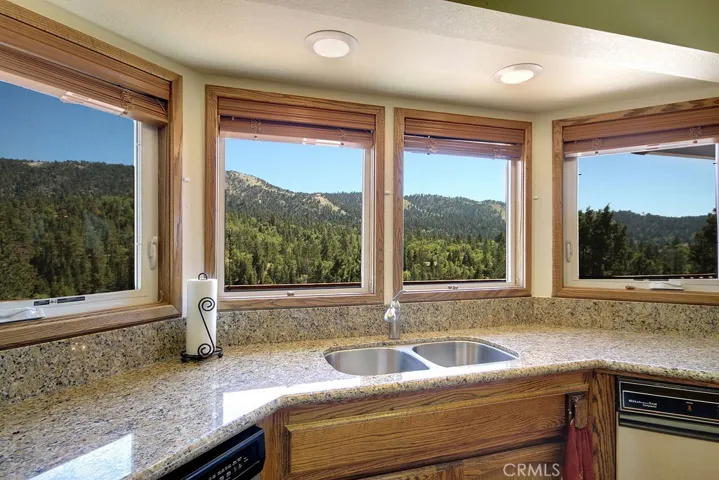 43847 Canyon Crest Drive, Big Bear, California 92315