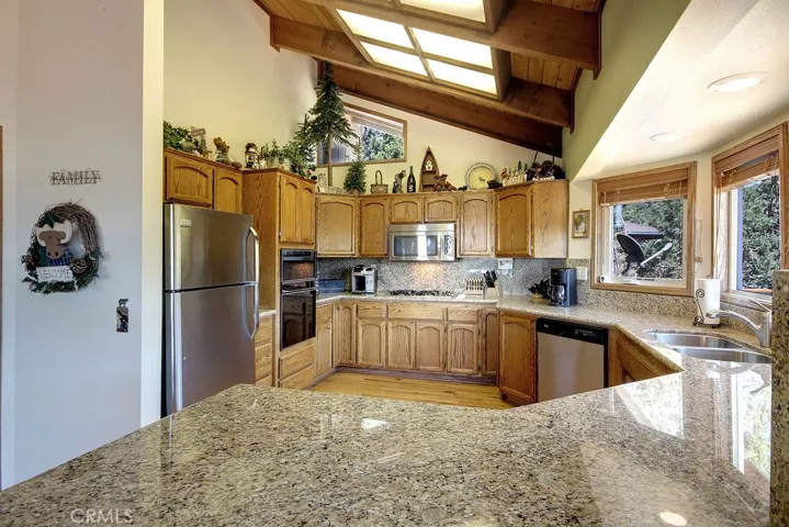 43847 Canyon Crest Drive, Big Bear, California 92315