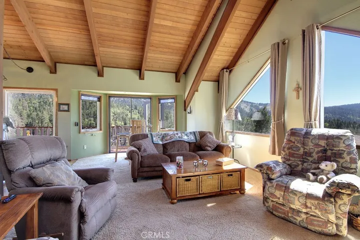 43847 Canyon Crest Drive, Big Bear, California 92315