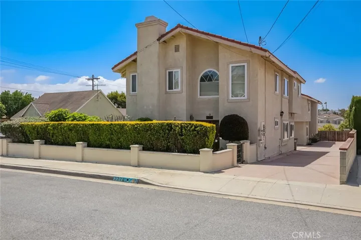 2220 Clark Lane B, Redondo Beach, California 90278