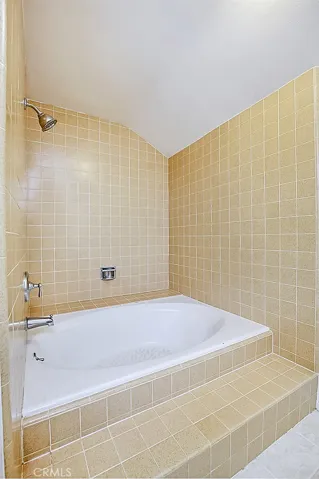 6500 E Carnegie Avenue, Anaheim Hills, California 92807