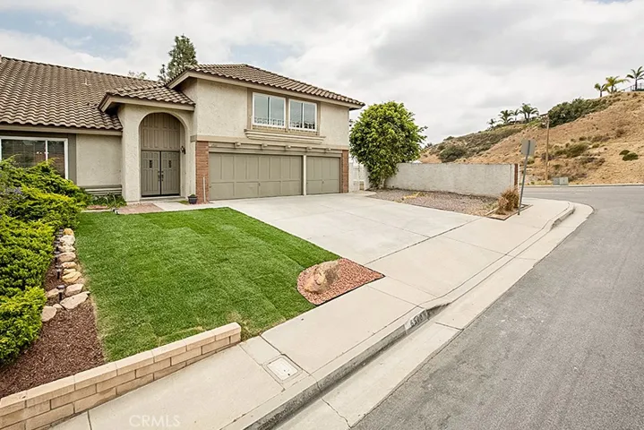 6500 E Carnegie Avenue, Anaheim Hills, California 92807