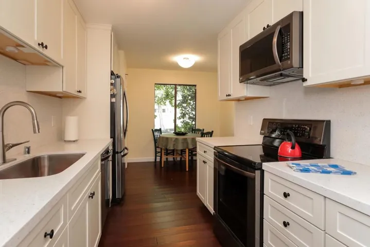 4014 Villa Vera, Palo Alto, California 94306