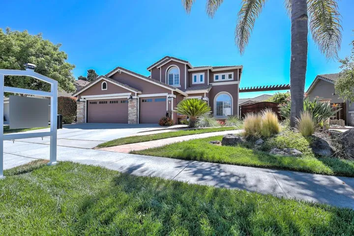 9392 Saddler Drive, Gilroy, California 95020