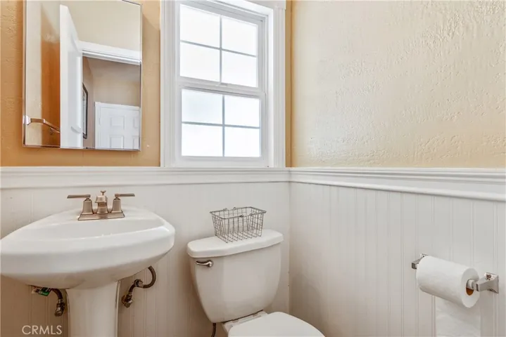 10004 Cole Road, Whittier, California 90603