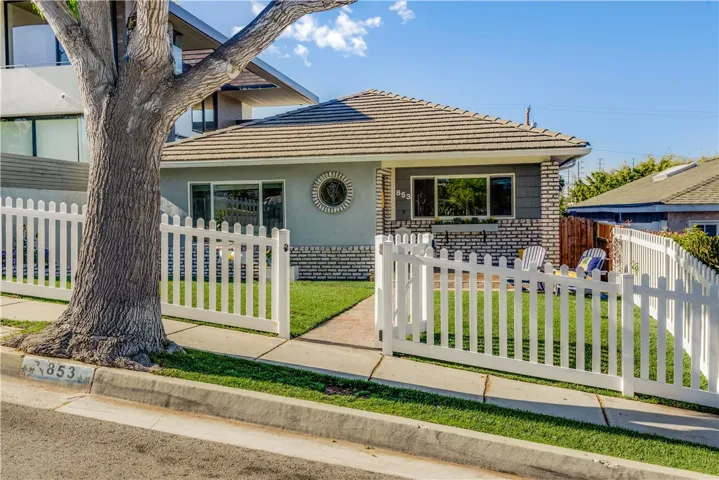 853 Avenue C, Redondo Beach, California 90277