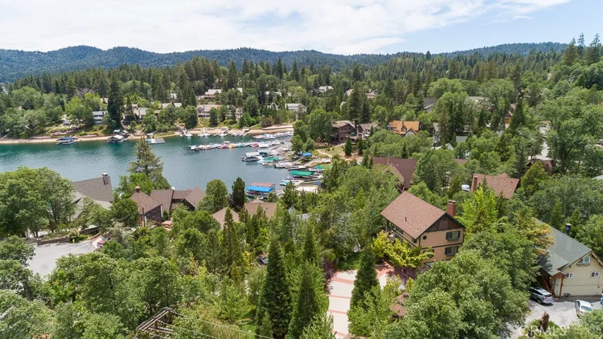 Tier One West Shore Location, Steps to Your Boat Dock