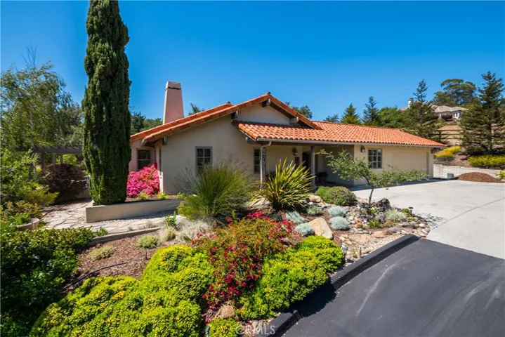 675 La Teena Place, Arroyo Grande, California 93420