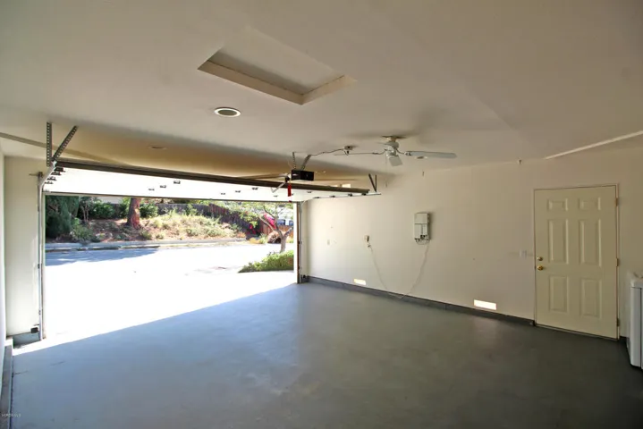 Garage 1