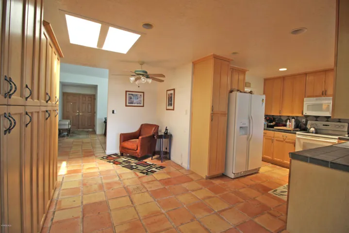Kitchen and Family Room 1
