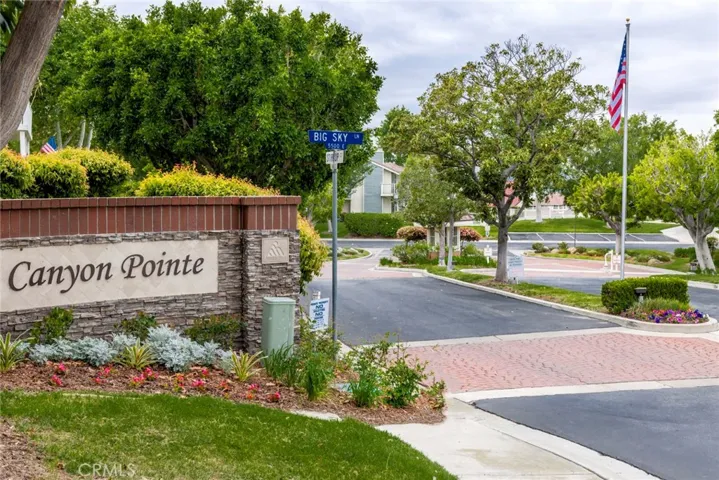 Welcome to Canyon Pointe in Anaheim Hills