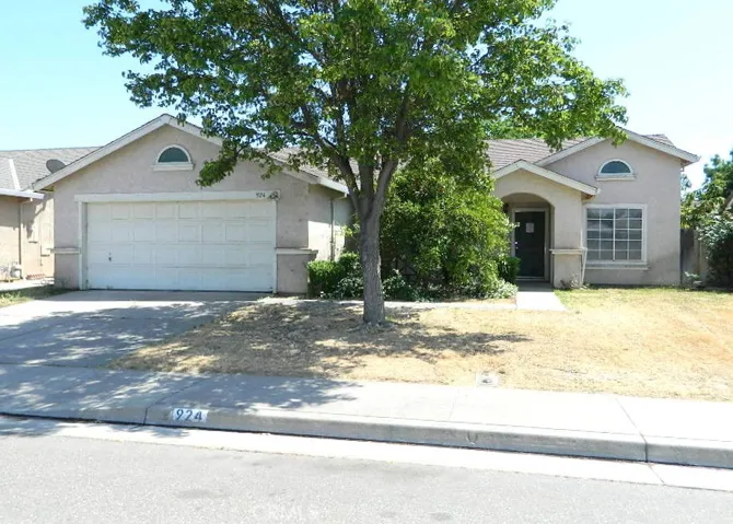 924 Sparrow Drive, Atwater, California 95301
