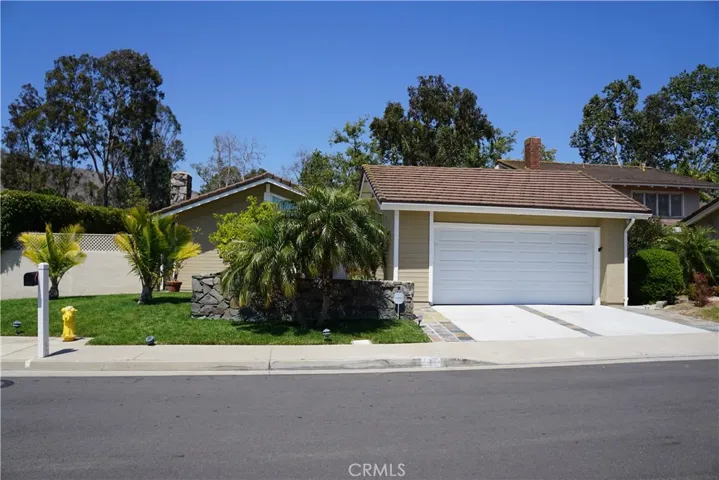1 Wandering Rill, Irvine, California 92603
