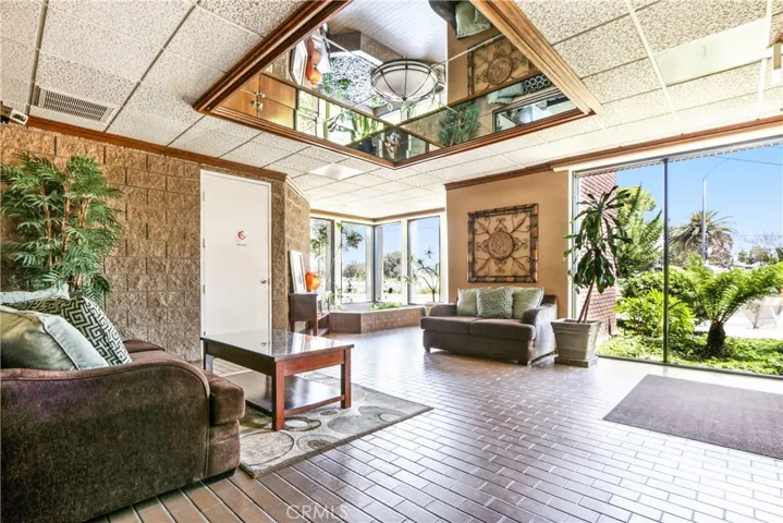 5190 E Colorado Street 305, Long Beach, California 90814
