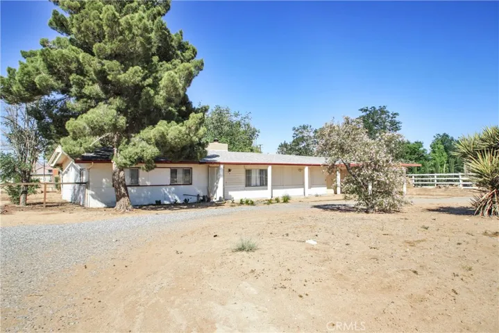 21176 Rancherias Road, Apple Valley, California 92307