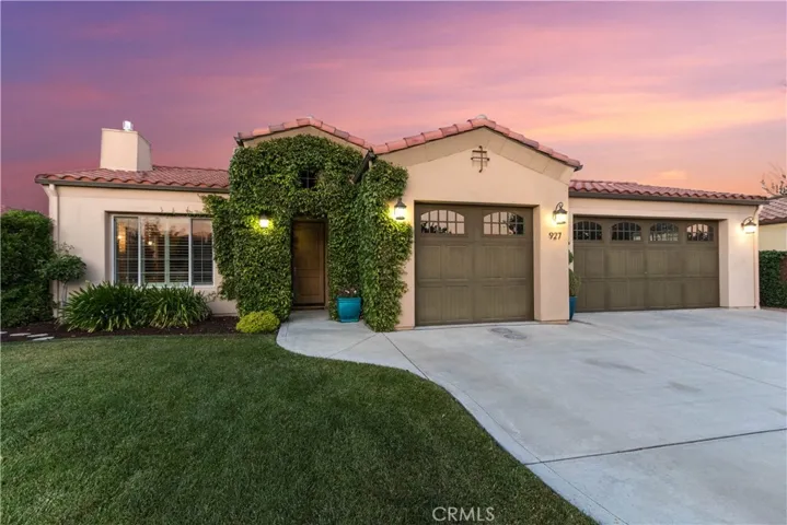 927 Vista Cerro Drive, Paso Robles, California 93446