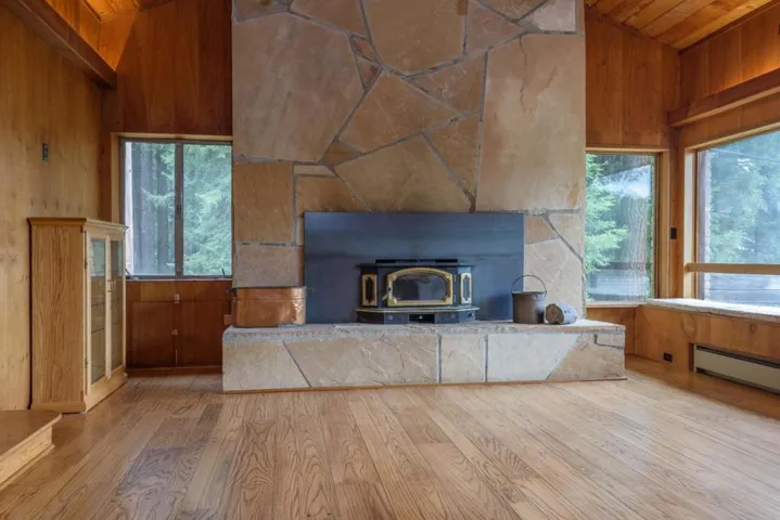 1585 La Honda Road, Woodside, California 94062