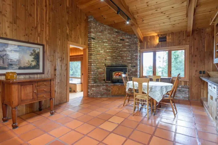 1585 La Honda Road, Woodside, California 94062