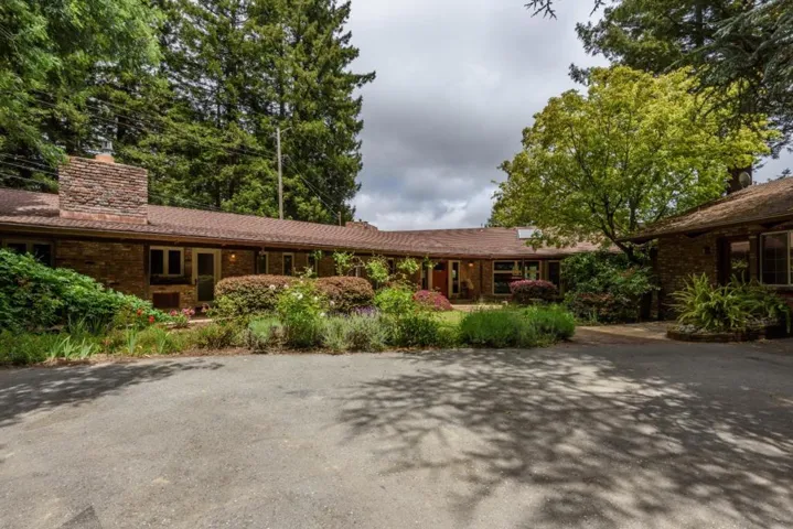 1585 La Honda Road, Woodside, California 94062