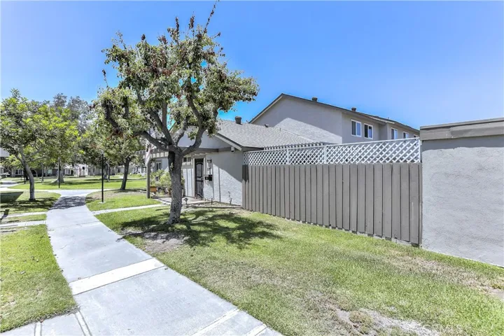 11091 Grant Way, Stanton, California 90680