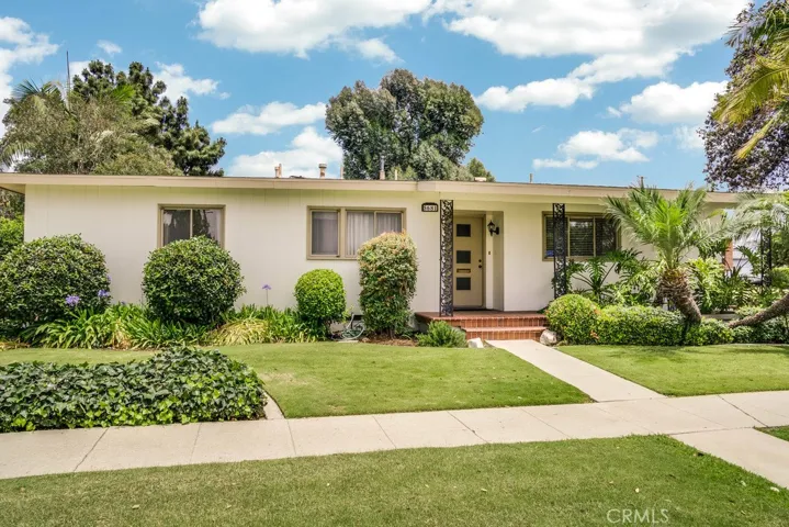 5681 E Deborah Street, Long Beach, California 90815