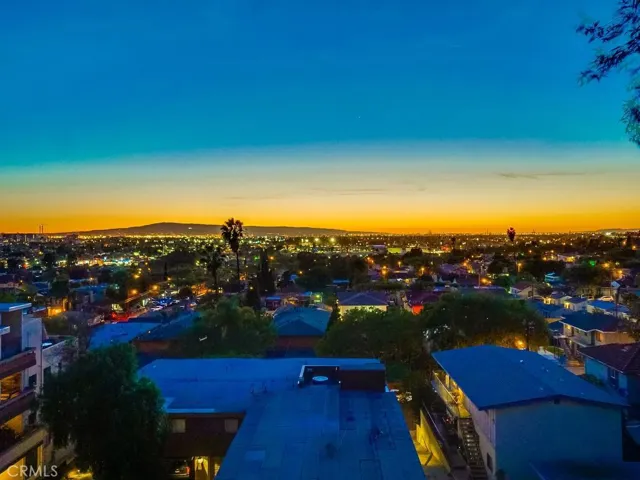1923 Molino Avenue 404, Signal Hill, California 90755
