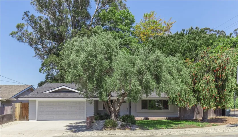 1594 Oceanaire Drive, San Luis Obispo, California 93405
