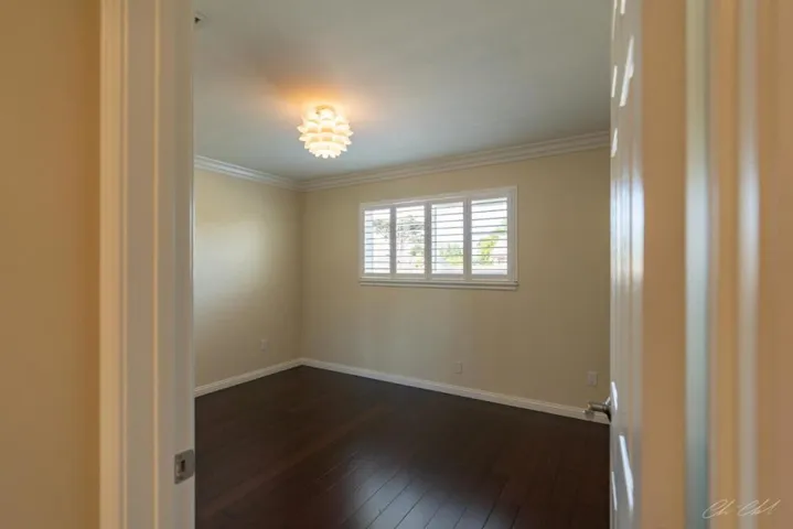 907 Third Avenue, Half Moon Bay, California 94019