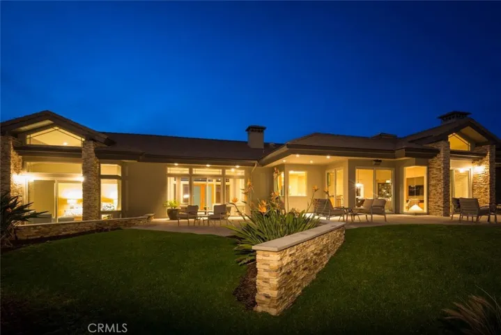6970 Canada Vista, San Luis Obispo, California 93401