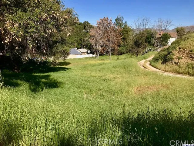 9475 Commerce, Tujunga, California 91042