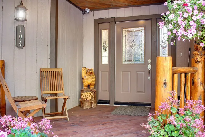 104 Bayside Drive, Big Bear, California 92315