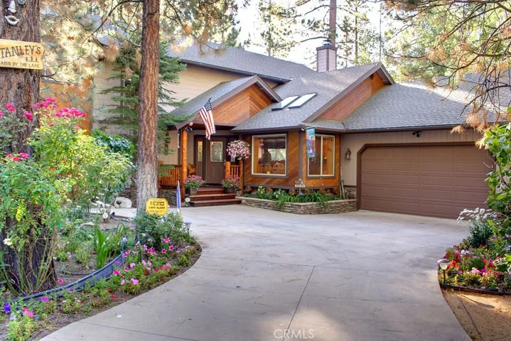 104 Bayside Drive, Big Bear, California 92315