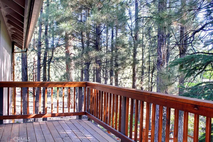 104 Bayside Drive, Big Bear, California 92315