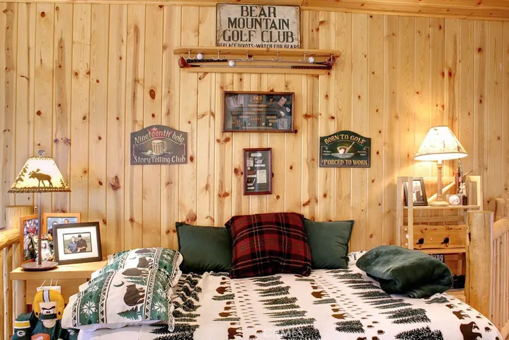 104 Bayside Drive, Big Bear, California 92315