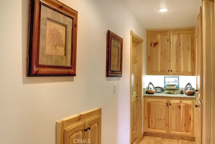 104 Bayside Drive, Big Bear, California 92315