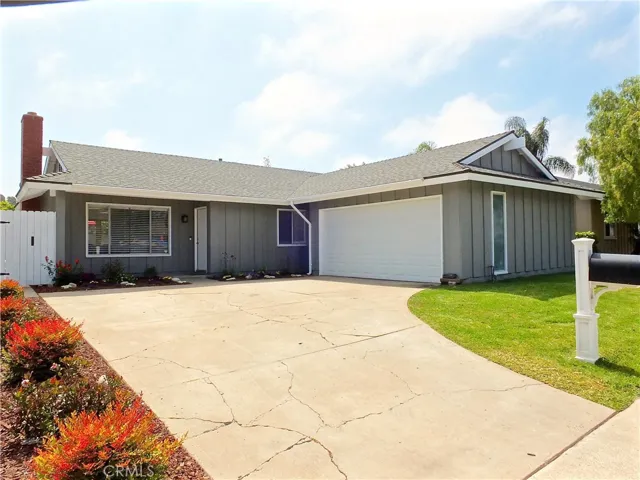 17832 Carranza Lane, Huntington Beach, California 92647