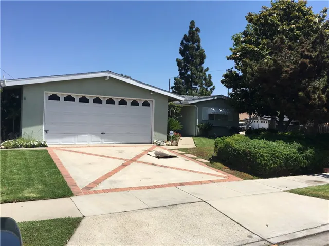 632 Darrell Street, Costa Mesa, California 92627