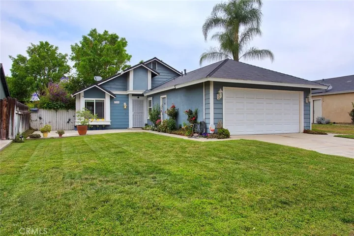 Welcome to 11644 Old Field, Fontana