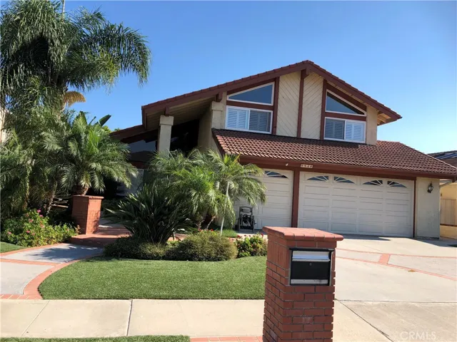 9840 Red River Circle, Fountain Valley, California 92708