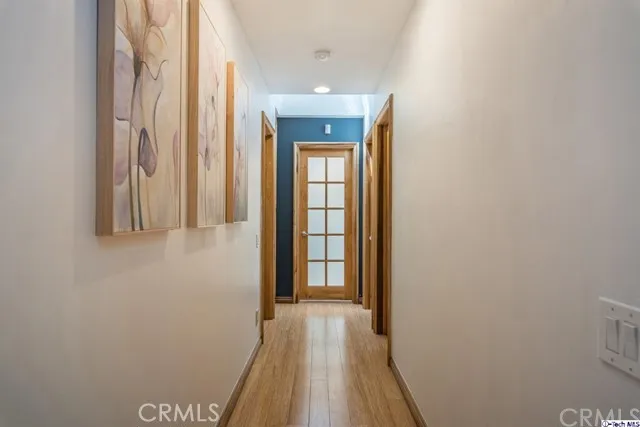 5215 Palm Drive, La Canada Flintridge, California 91011