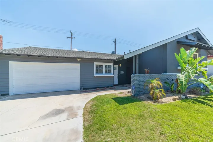 2314 E Seville Avenue, Anaheim, California 92806