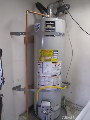 NEAR NEW WATER HEATER WAS REPLACED EARLIER THIS YEAR!