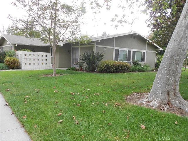 83 Calle Aragon B, Laguna Woods, California 92637